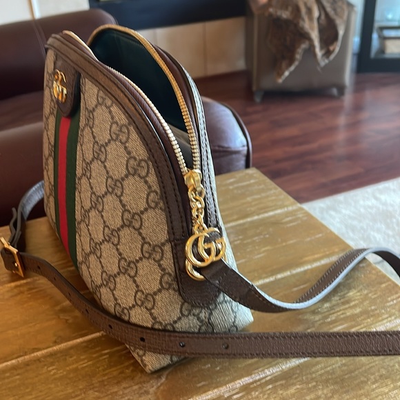 Gucci bag - Picture 2 of 2